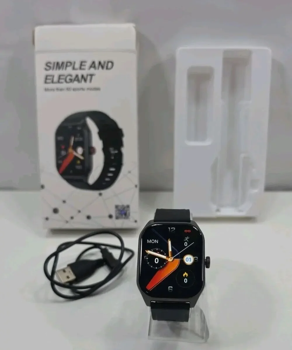 Elegant Bluetooth Smartwatch for Men & Women: Health Tracker with Call Functions
